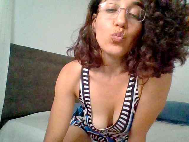 TaniaMarqueza webcam