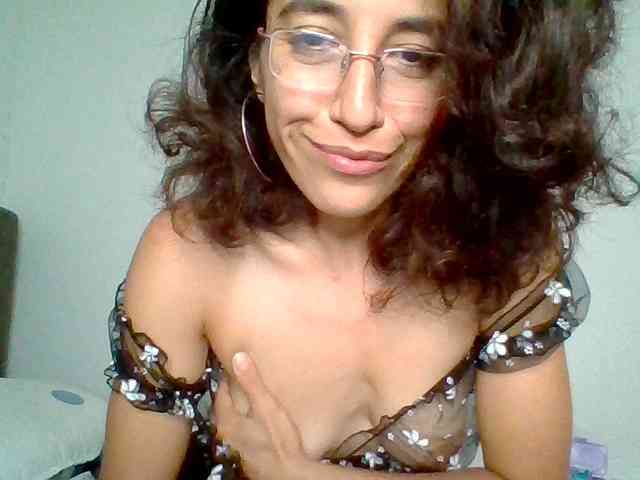 TaniaMarqueza webcam