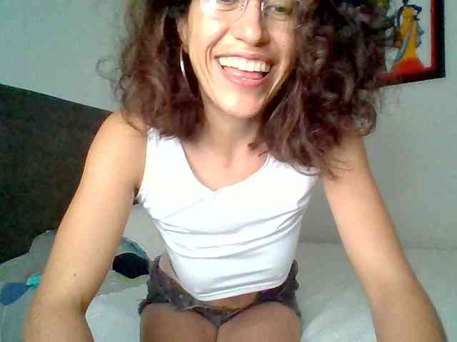 TaniaMarqueza webcam