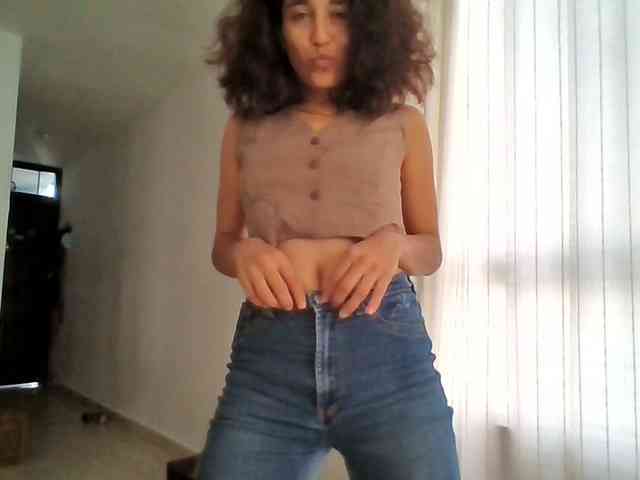 TaniaMarqueza webcam