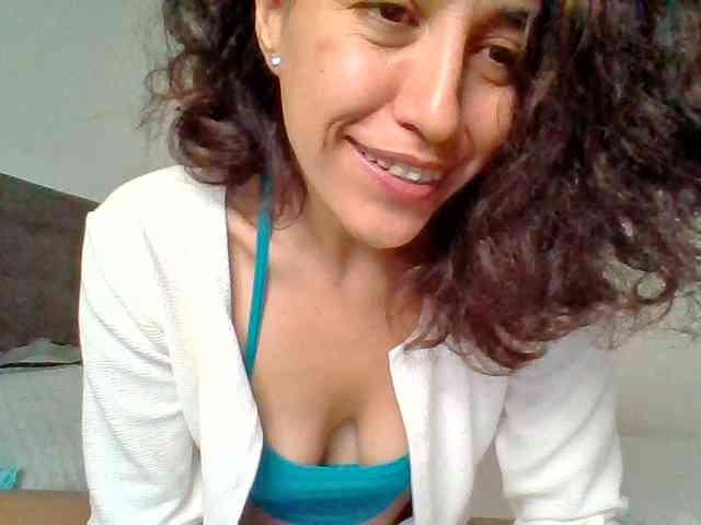 TaniaMarqueza webcam