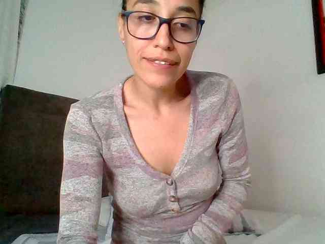 TaniaMarqueza webcam