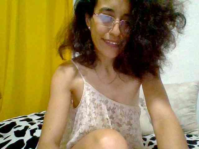 TaniaMarqueza webcam