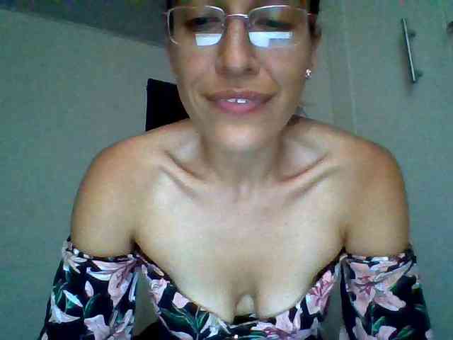 TaniaMarqueza TaniaMarqueza