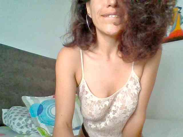 TaniaMarqueza webcam