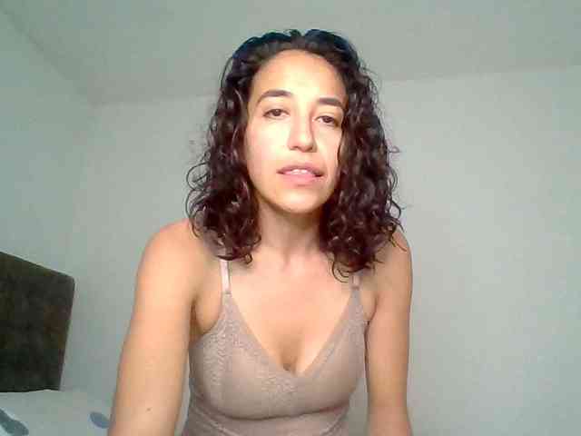 TaniaMarqueza webcam