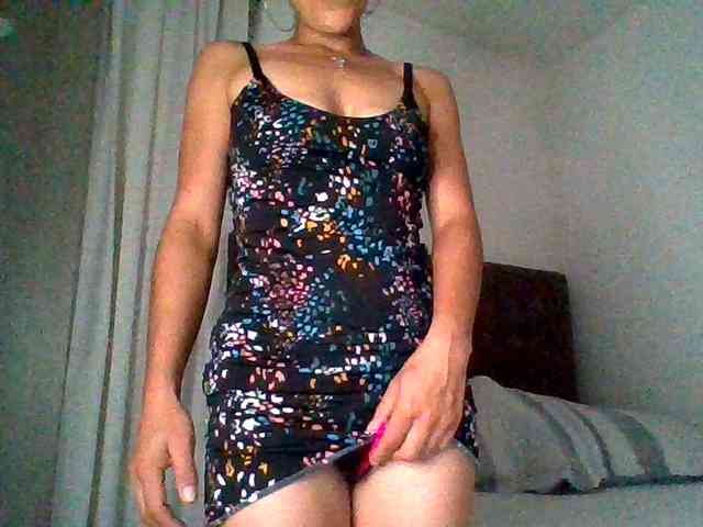 TaniaMarqueza webcam