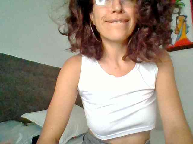 TaniaMarqueza webcam