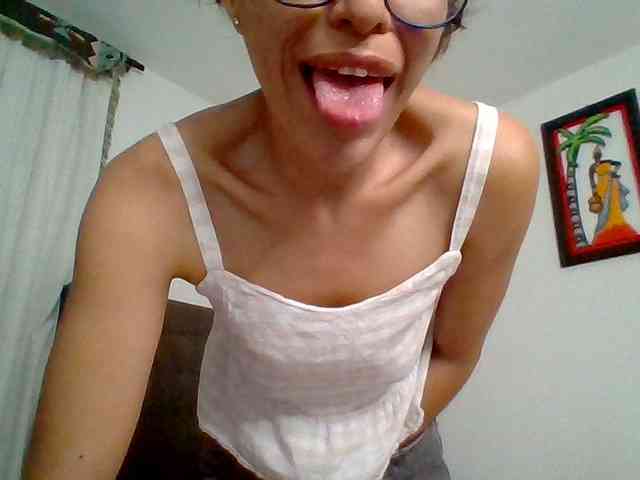 TaniaMarqueza webcam