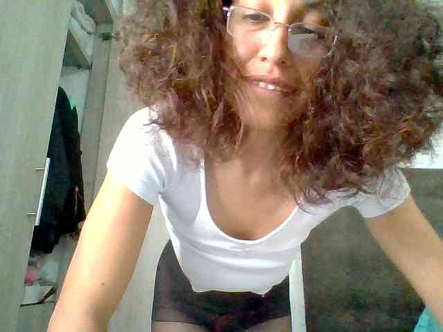 TaniaMarqueza webcam