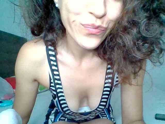 TaniaMarqueza webcam