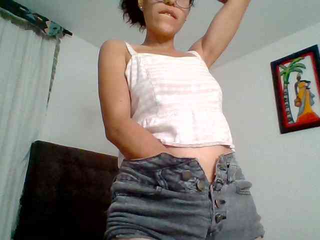 TaniaMarqueza webcam