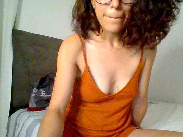 TaniaMarqueza webcam