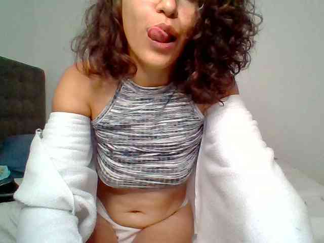 TaniaMarqueza webcam