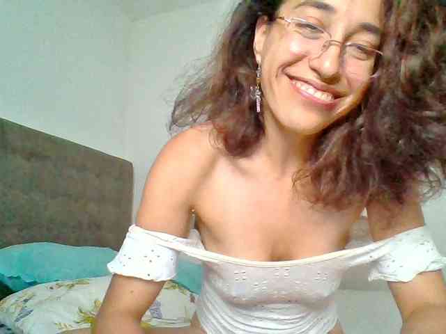 TaniaMarqueza webcam