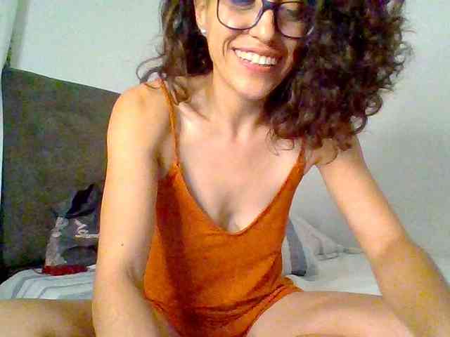 TaniaMarqueza webcam