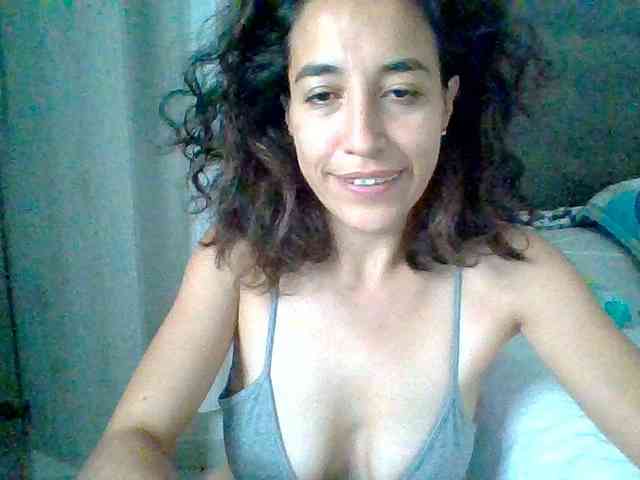 TaniaMarqueza webcam