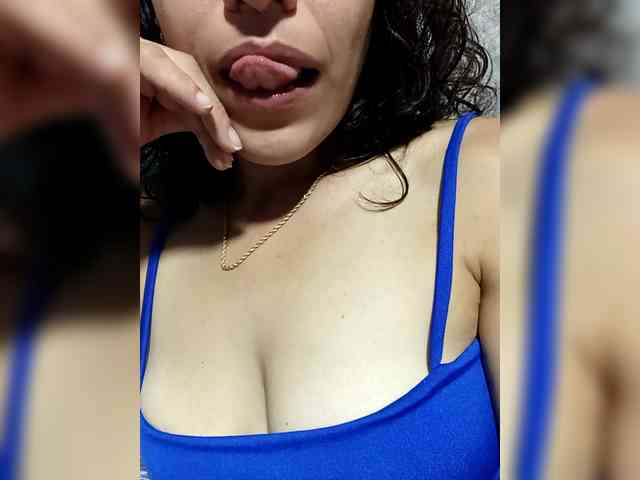 TaniaMarqueza webcam