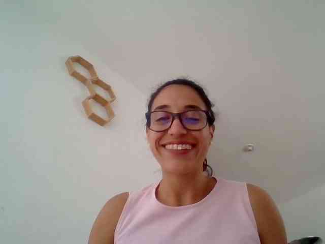 TaniaMarqueza webcam