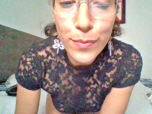 TaniaMarqueza webcam