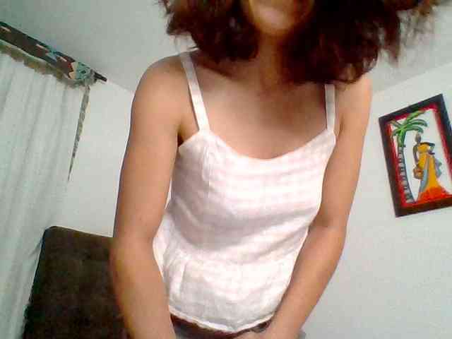 TaniaMarqueza webcam