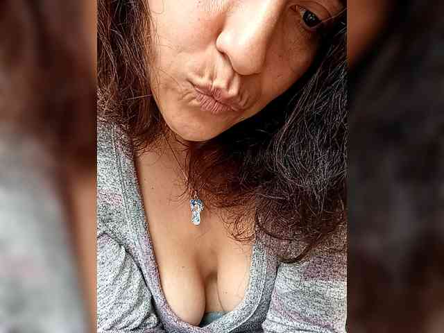 TaniaMarqueza webcam