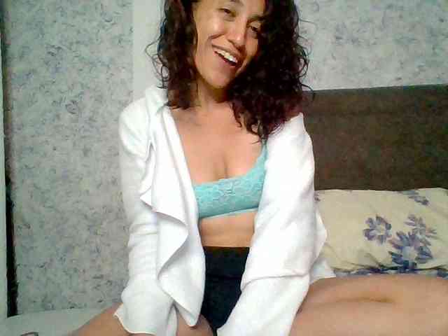 TaniaMarqueza webcam