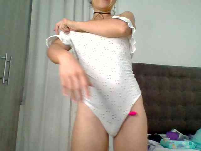 TaniaMarqueza webcam