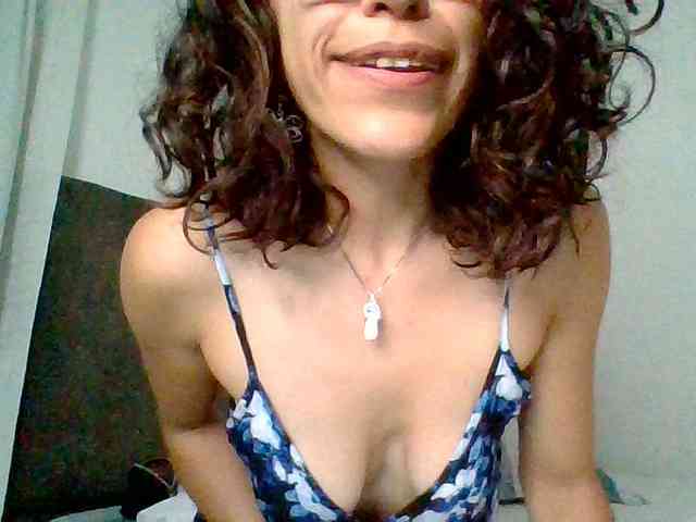 TaniaMarqueza webcam