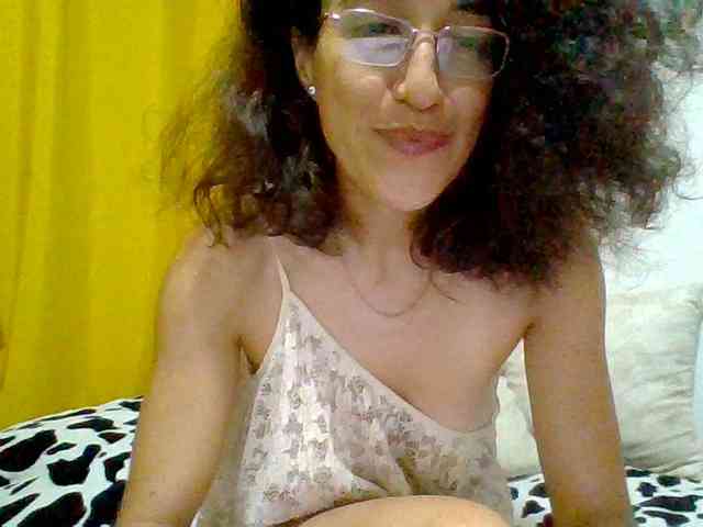 TaniaMarqueza webcam