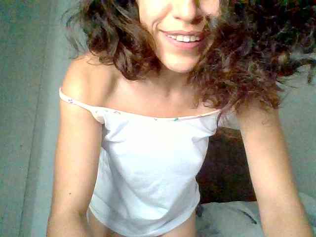 TaniaMarqueza webcam