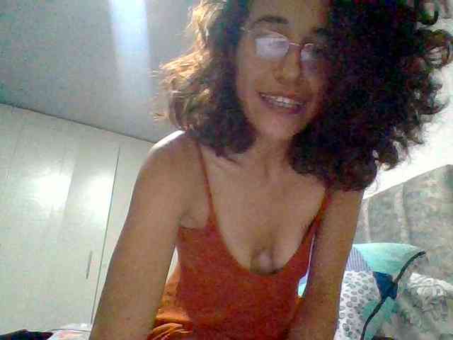 TaniaMarqueza webcam