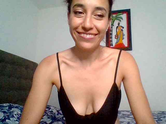 TaniaMarqueza webcam