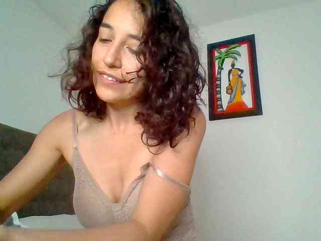 TaniaMarqueza webcam