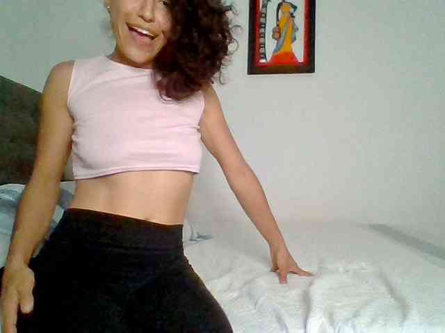 TaniaMarqueza webcam