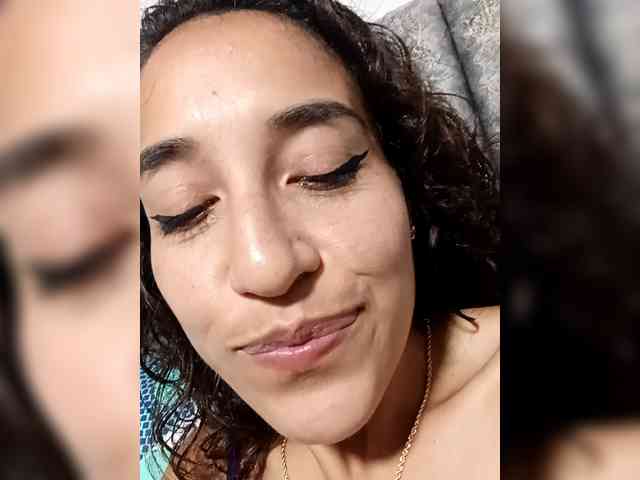 TaniaMarqueza webcam