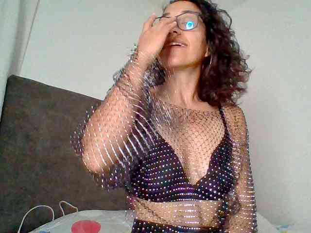 TaniaMarqueza webcam