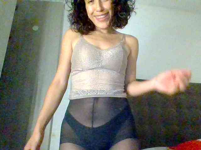 TaniaMarqueza webcam