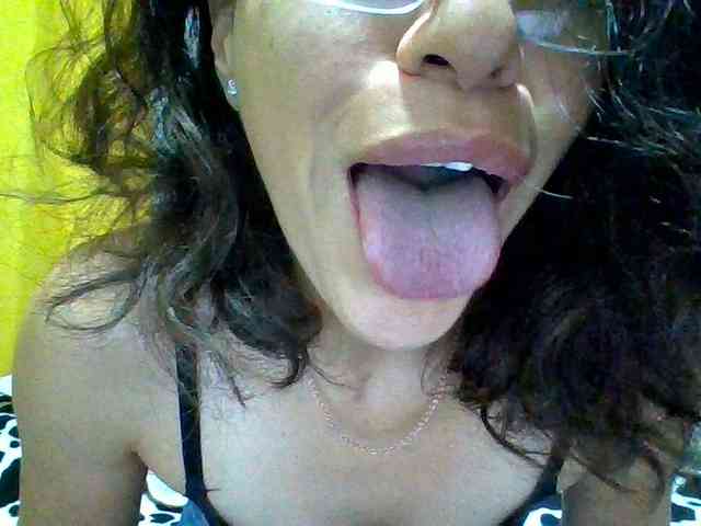 TaniaMarqueza webcam