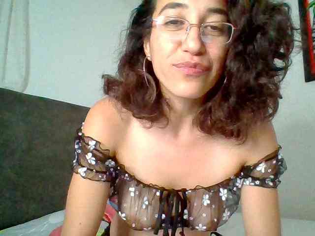 TaniaMarqueza webcam