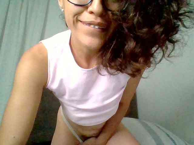 TaniaMarqueza TaniaMarqueza