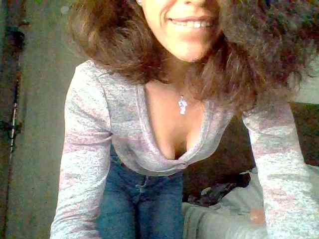 TaniaMarqueza webcam