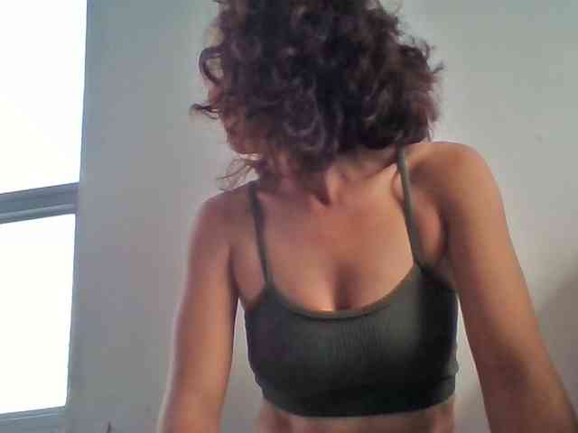 TaniaMarqueza webcam