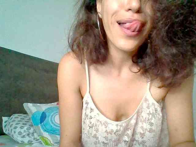 TaniaMarqueza webcam