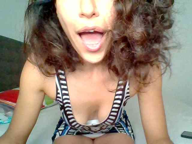 TaniaMarqueza webcam