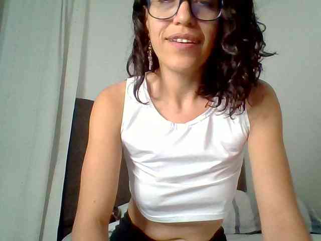 TaniaMarqueza webcam