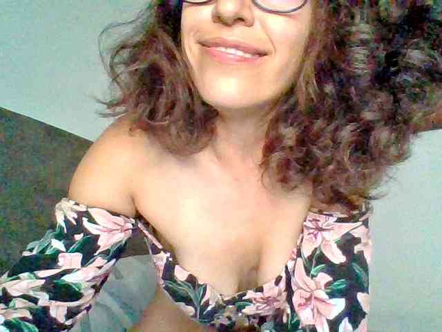 TaniaMarqueza webcam