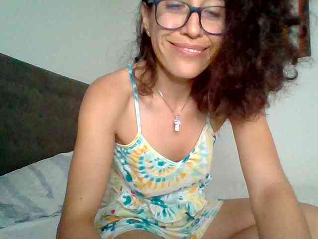 TaniaMarqueza webcam