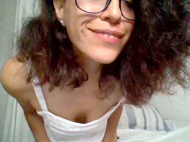 TaniaMarqueza webcam