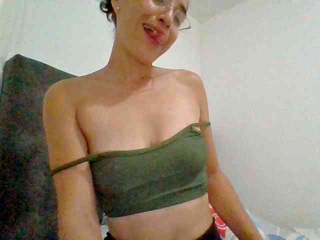 TaniaMarqueza webcam